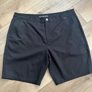 Men’s puma golf shorts